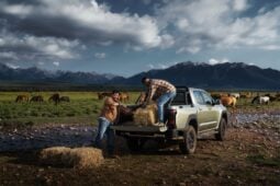 Chery Himla: Luxury lleno