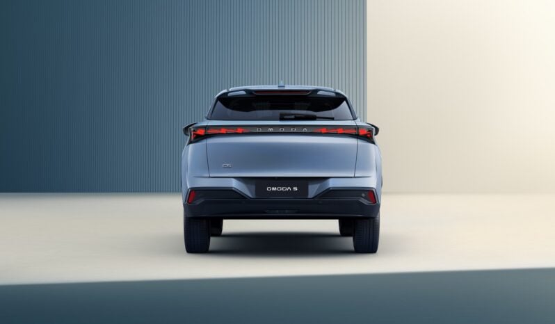 Omoda C5: Luxury lleno